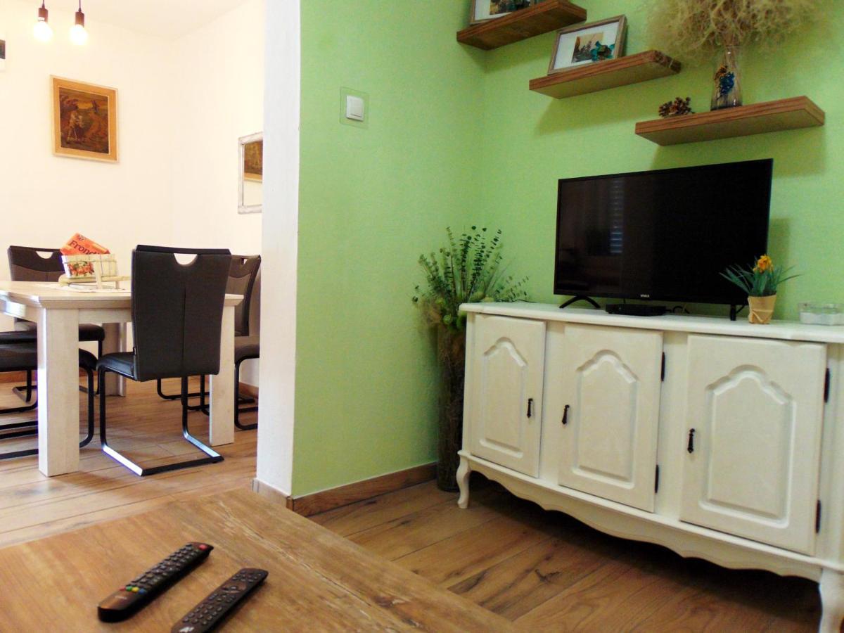 Apartment Rustica Zadar With Exclusive Use Of The Pool-Ground Floor Exterior photo