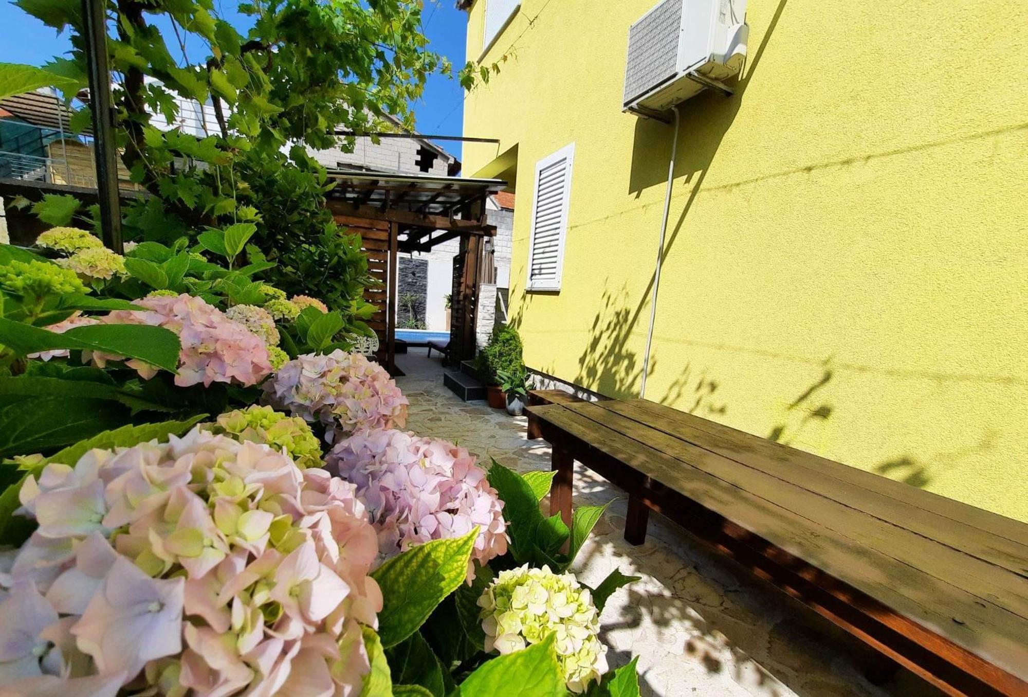 Apartment Rustica Zadar With Exclusive Use Of The Pool-Ground Floor Exterior photo